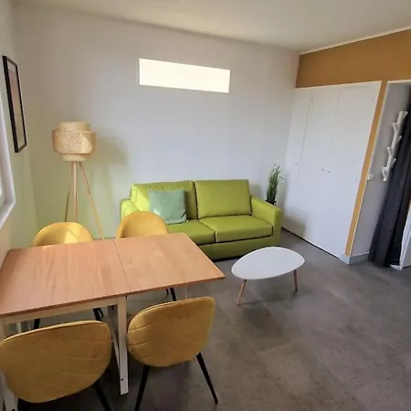 Proche Centre Et * 乌伊斯特勒昂